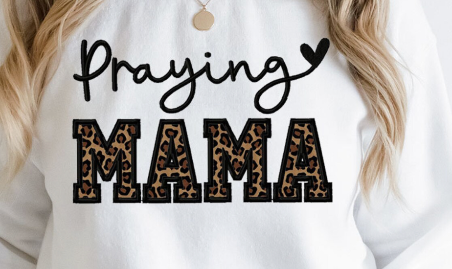 Praying Mama Embroidery Sweatshirt, Personalized Mama Sweatshirt with Kid Names on Sleeve, Mothers Day Gift, Birthday Gift for Mom, New Mom Gift, Minimalist Cool Mom Sweater